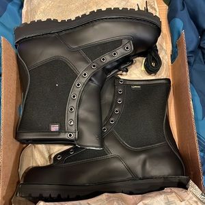 NEW DANNER ACADIA BOOTS SZ 11 OVER $200 OFF!!